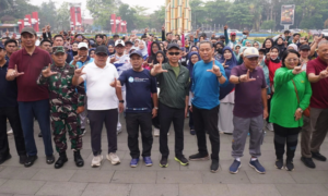Sekitar 300 Relawan Ikuti World Cleanup Day 2026 di Pontianak, Anak Muda Ambil Peran Jaga Lingkungan